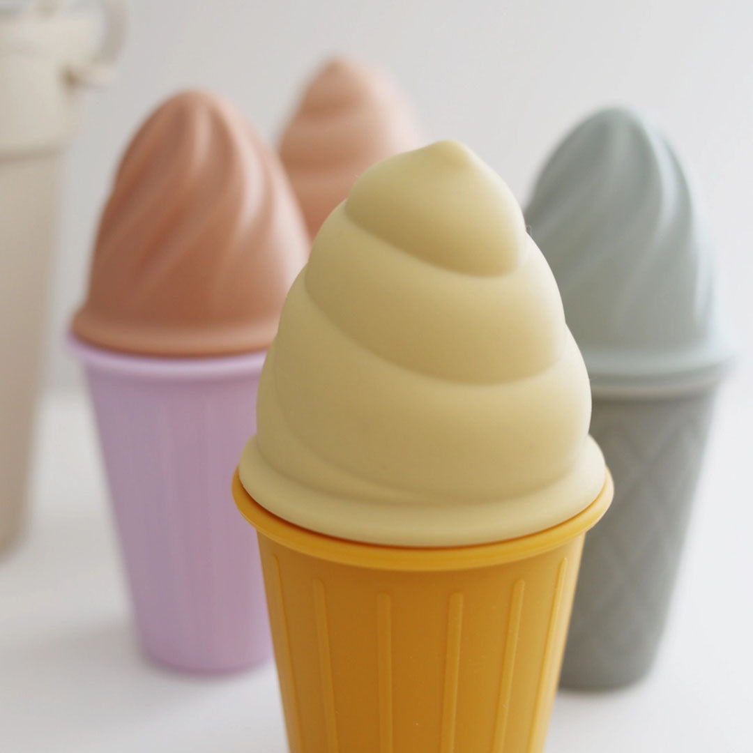 Classic Retro Silicone Ice Cream Beach Set
