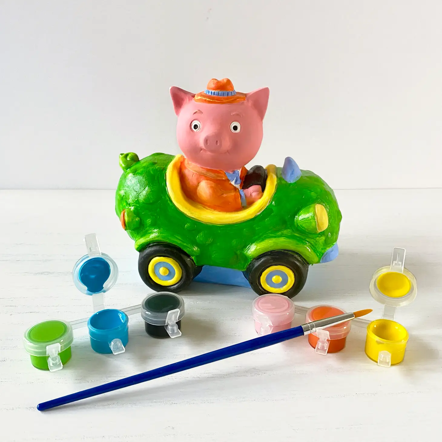 NEW Richard Scarry's Busy World® Paint A Racer: Mr. Frumble Pickle Car