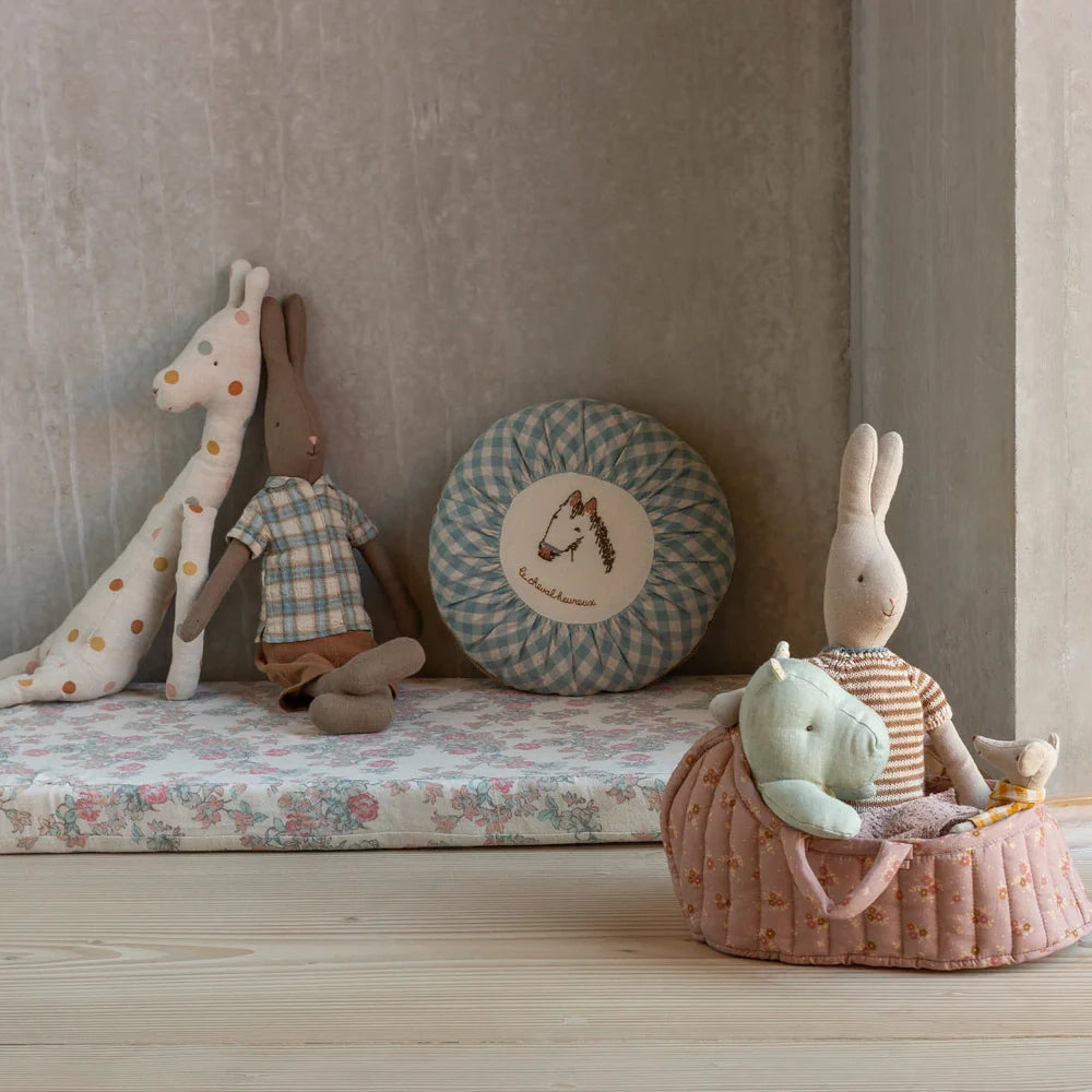 NEW Carry Cot, Large - Rose