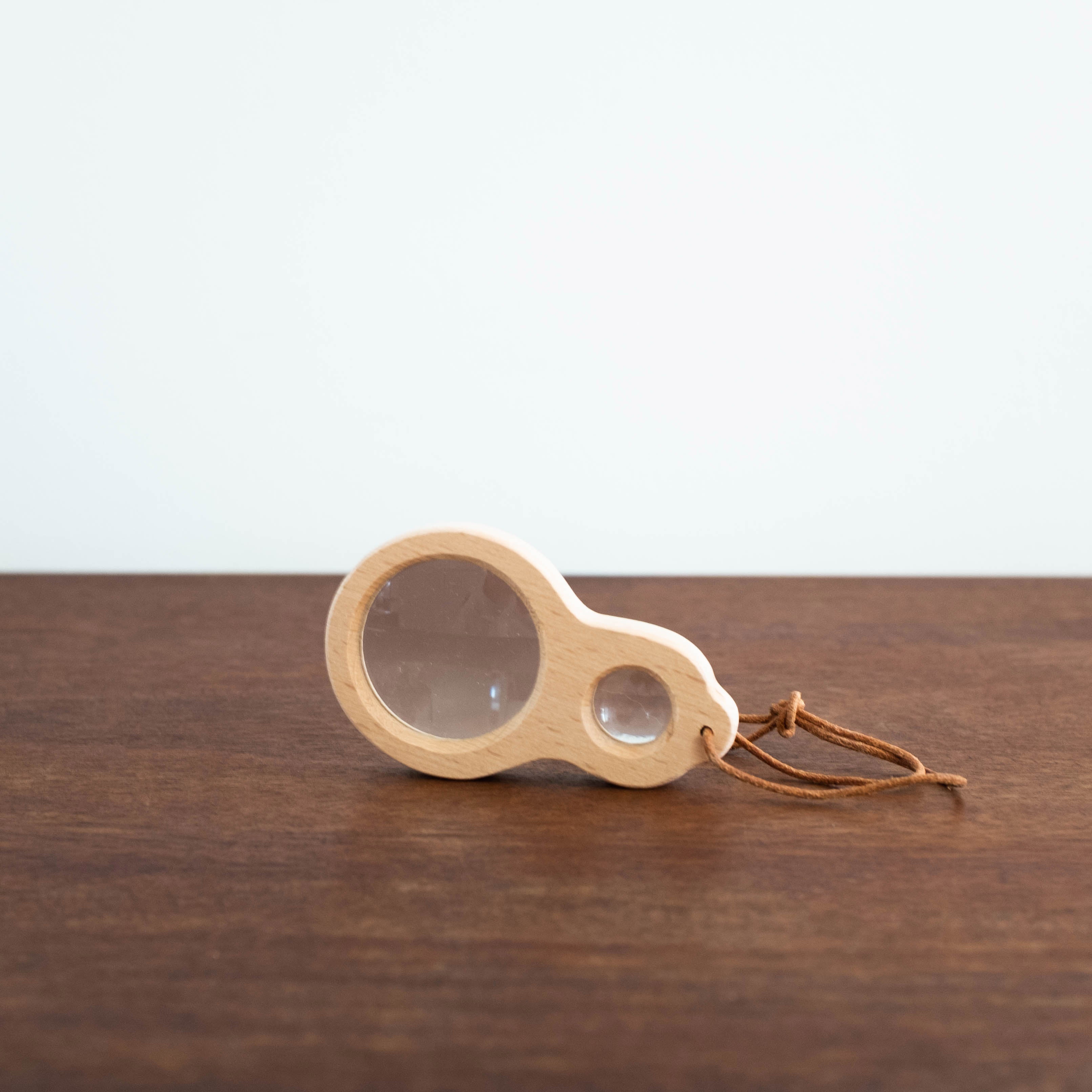 NEW Wooden Dual Magnifier Huckleberry