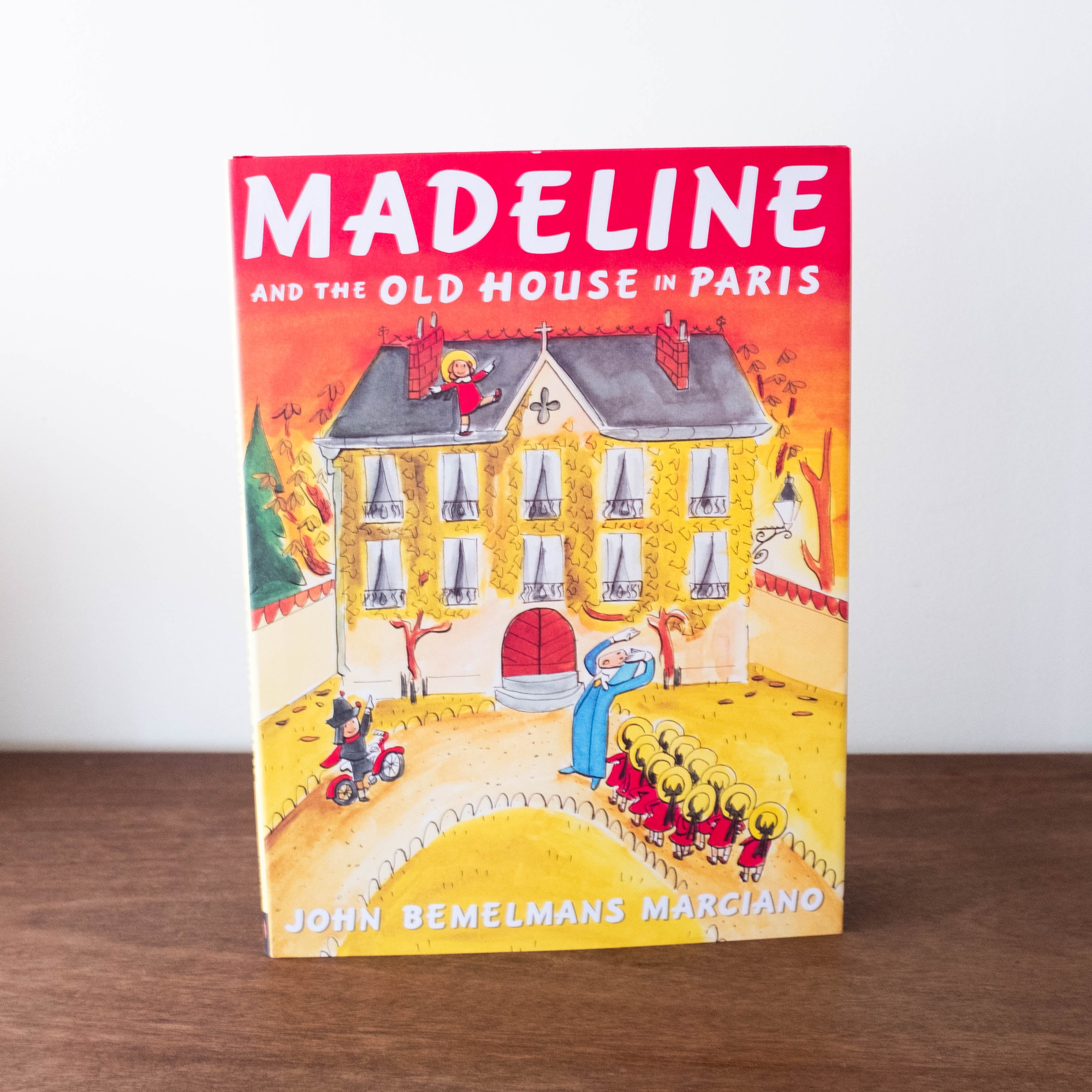 Madeline and the Old House in Paris Book