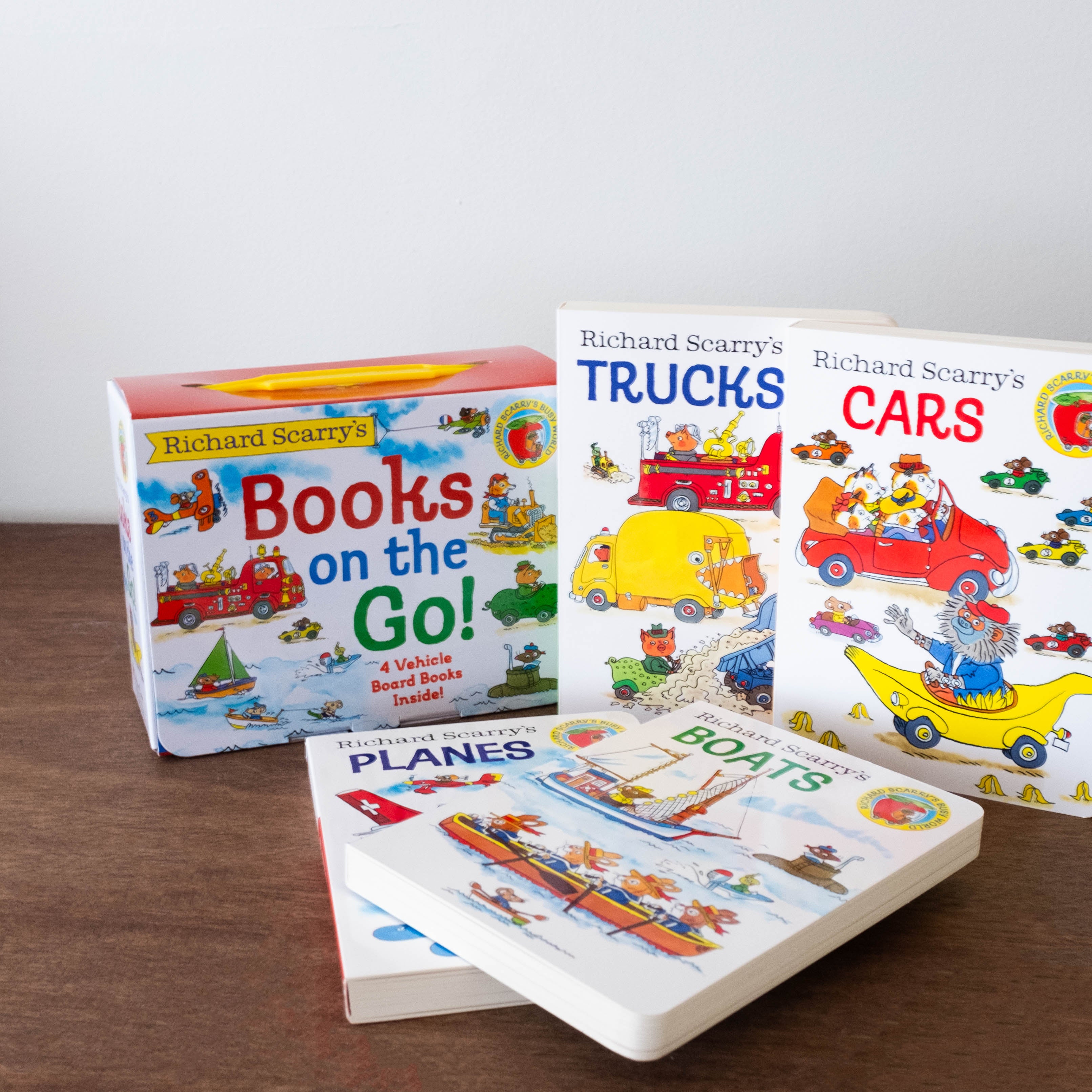 NEW Richard Scarry's Books on the Go!