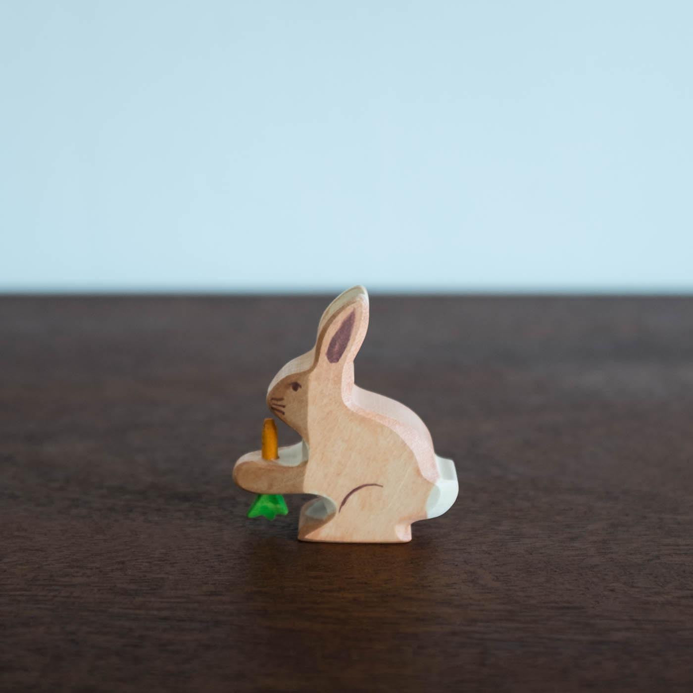 Holztiger Rabbit with Carrot