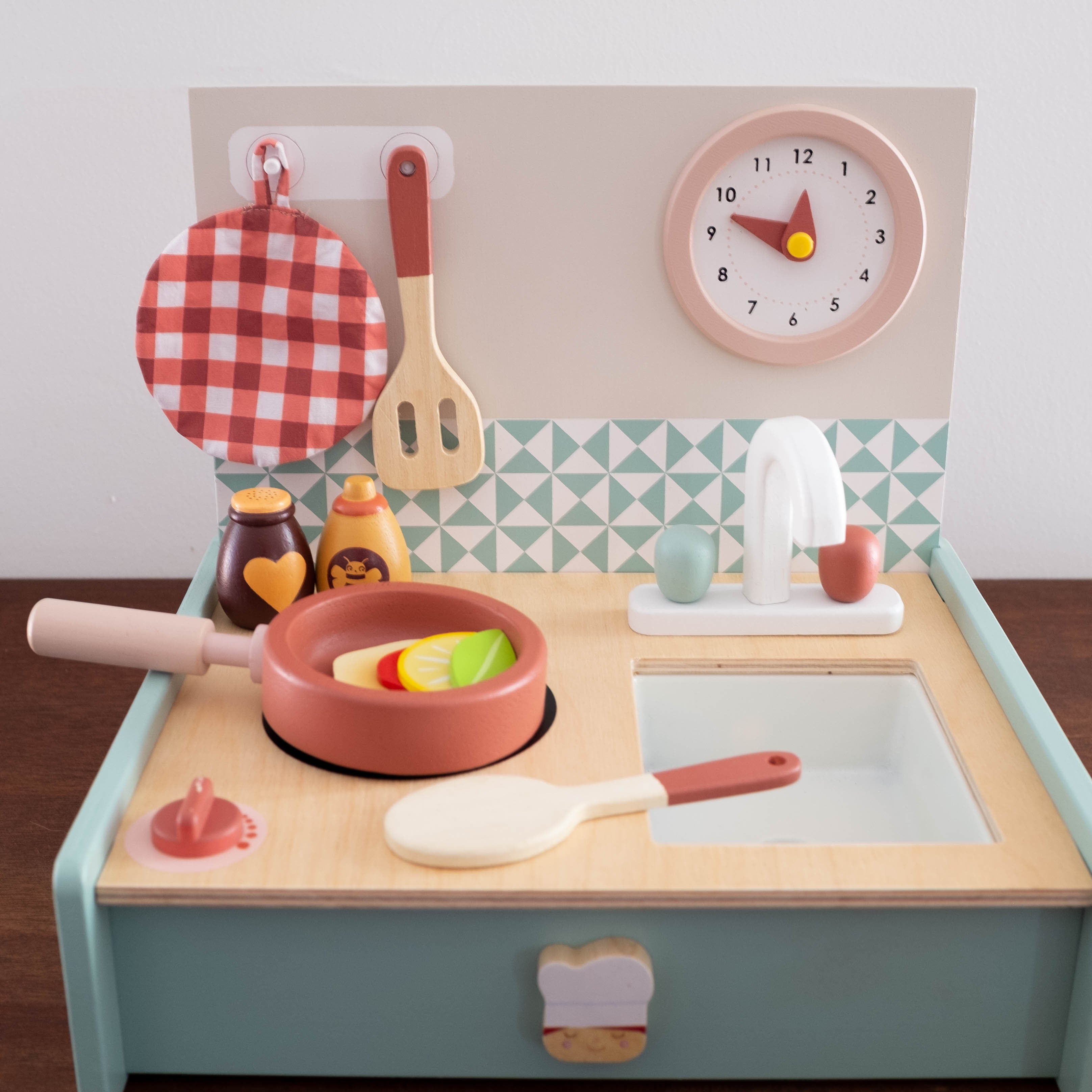 Wooden Kitchenette Set