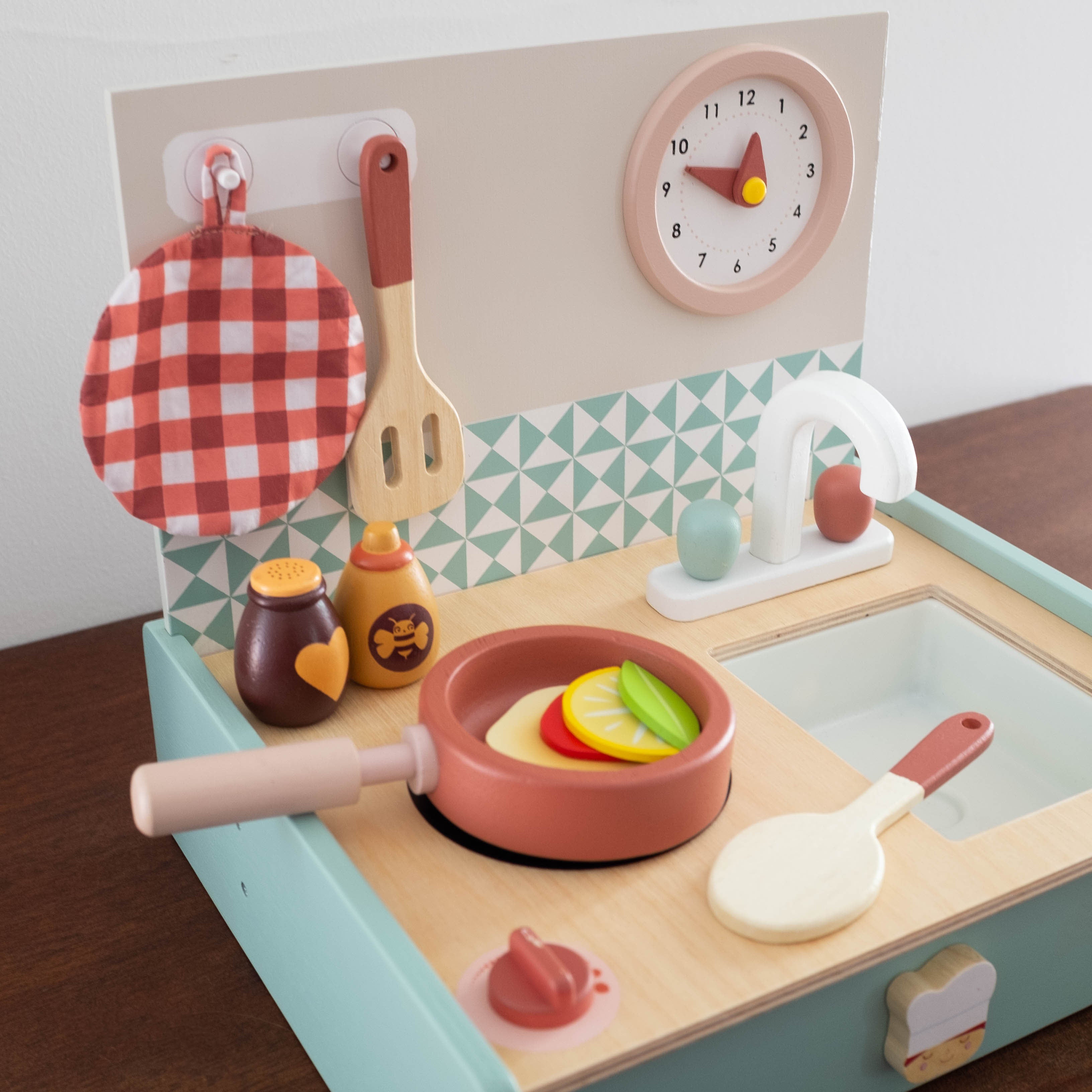 Wooden Kitchenette Set