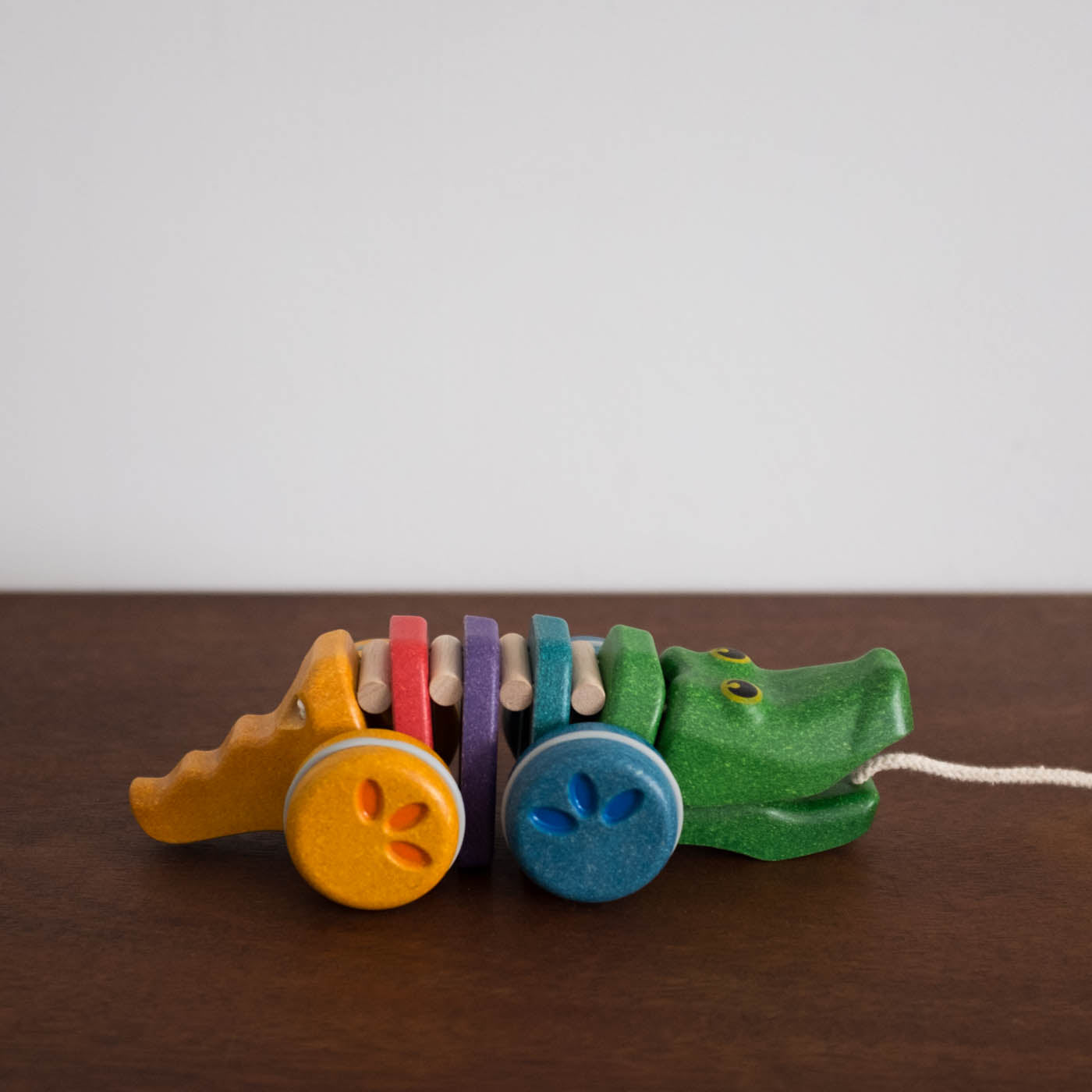 Wooden Dancing Rainbow Alligator Pull Toy