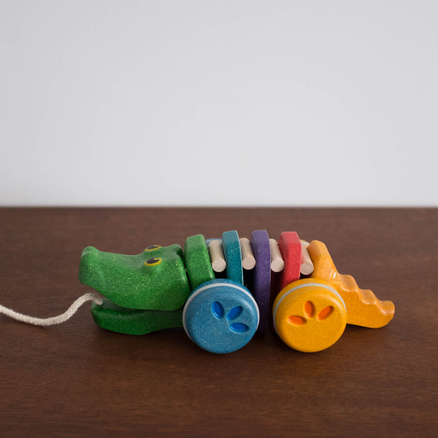 Wooden Dancing Rainbow Alligator Pull Toy