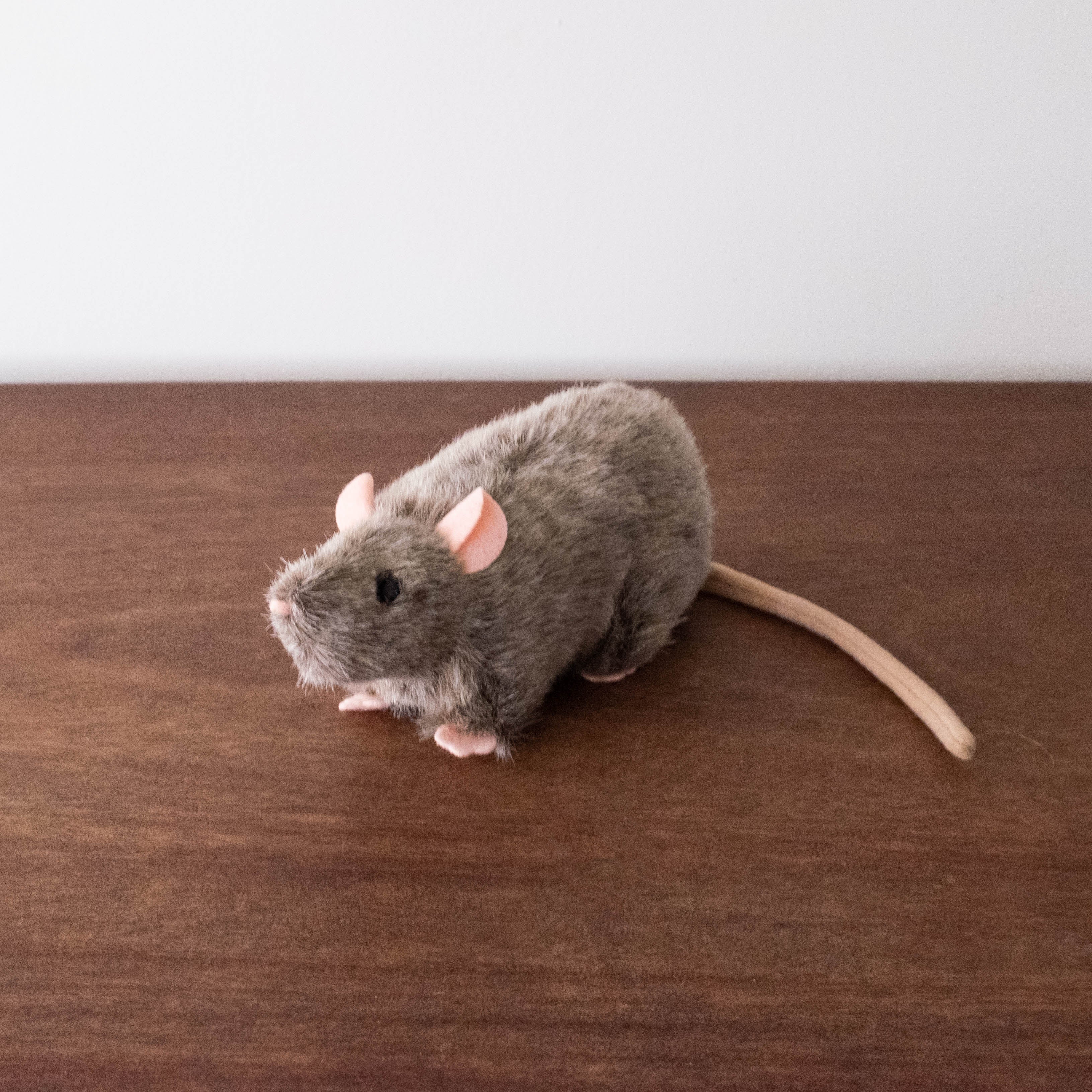 Reuben The Rat - 7 Inch Stuffed Animal Plush