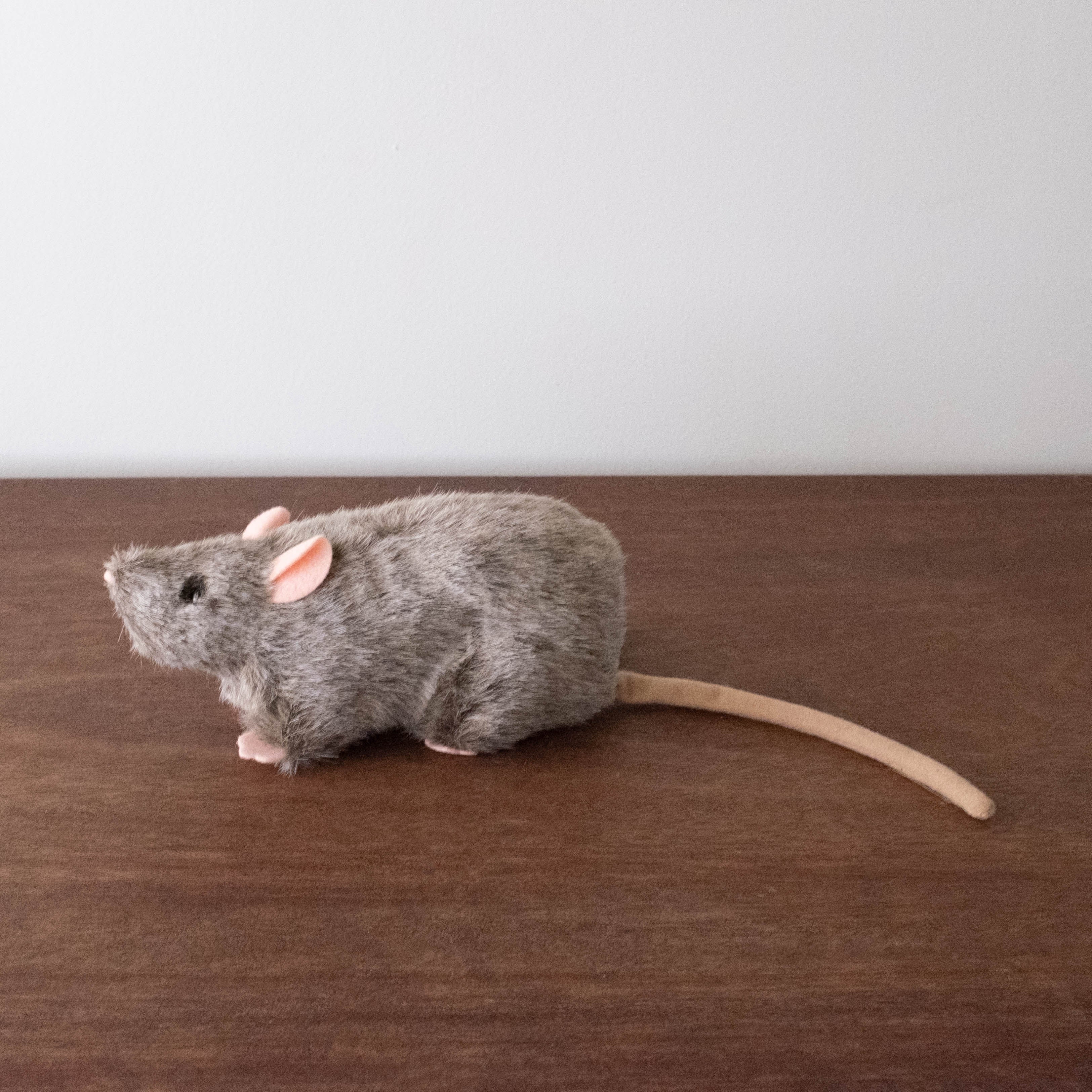 Reuben The Rat - 7 Inch Stuffed Animal Plush